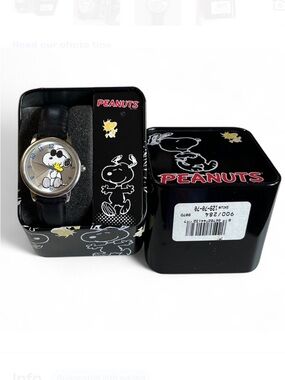 Vintage Snoopy & Woodstock 900/284 E. Gluck Watch Leather Band in Original Tin